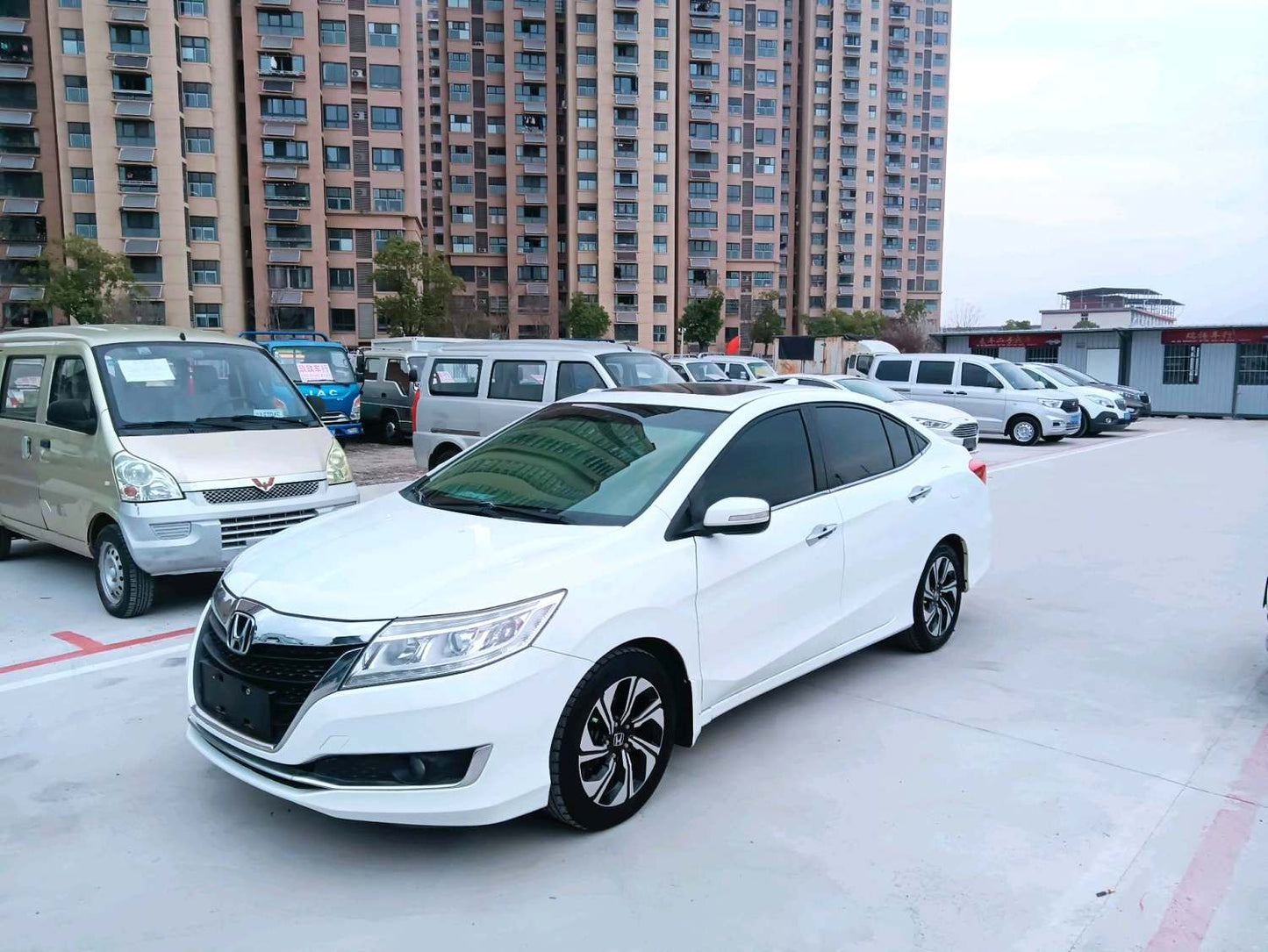 Honda Crider 2016 Model|1.8L Luxury Trim CVT Automatic Transmission