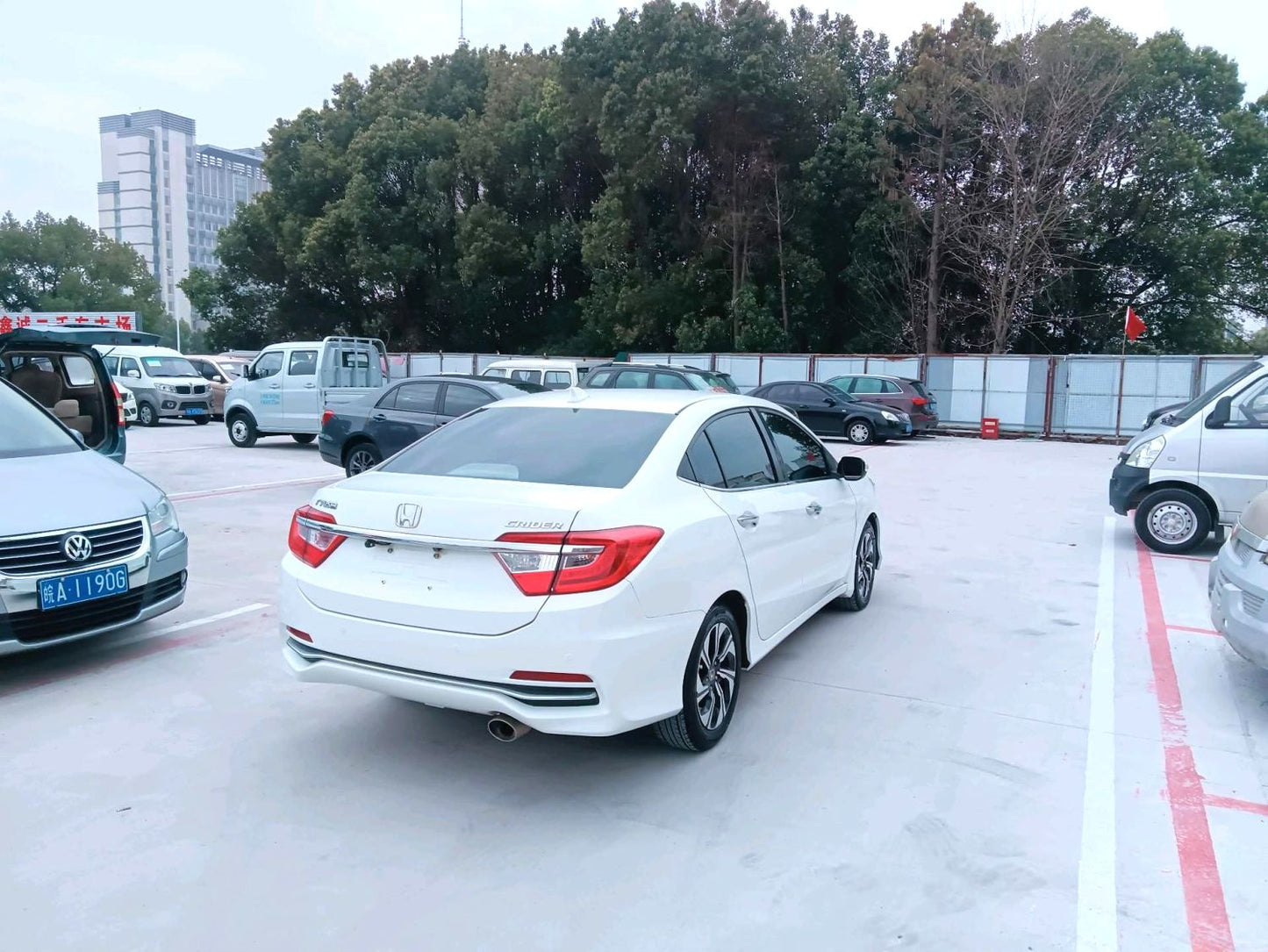 Honda Crider 2016 Model|1.8L Luxury Trim CVT Automatic Transmission