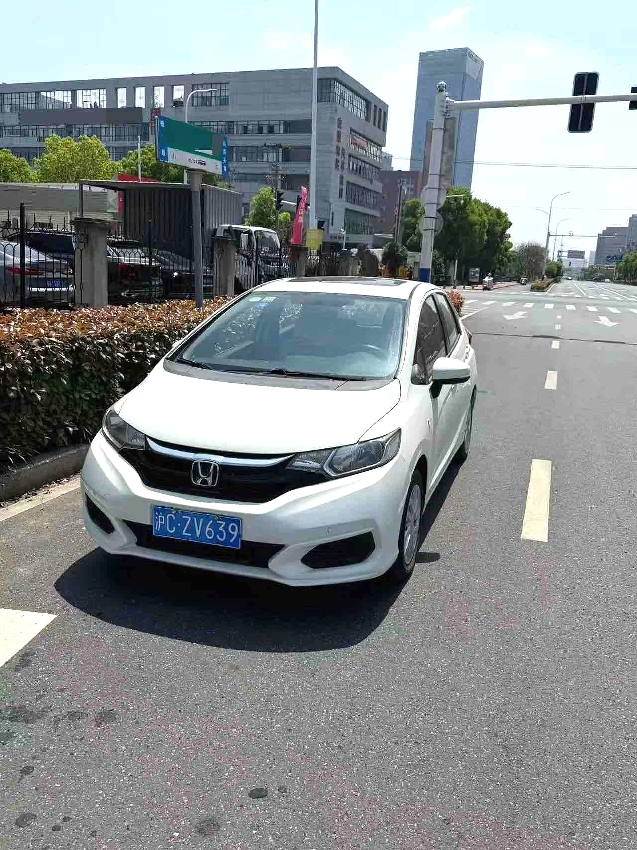 Honda Fit 2018 Model|1.5L Comfort Sunroof Trim CVT Automatic Transmission