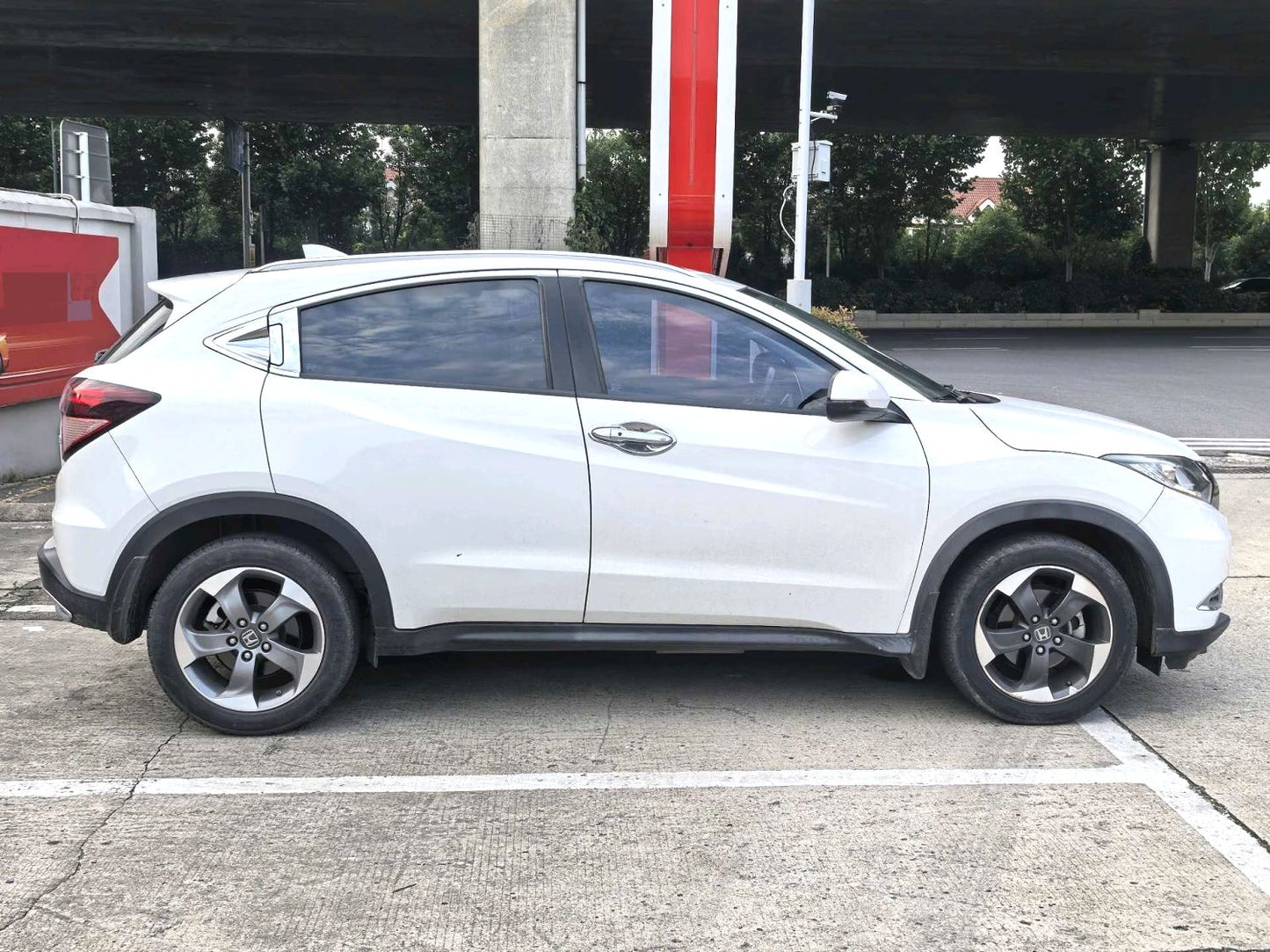 Honda XR-V 2017 Model|1.8L Luxury Trim FWD Front-Wheel Drive CVT Automatic Transmission