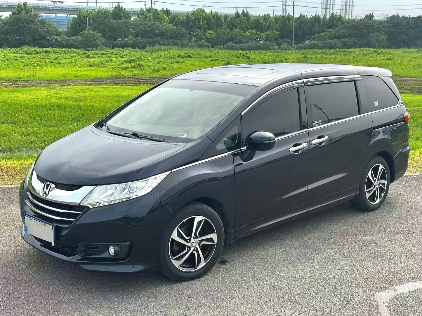 Honda Odyssey 2017 Model|2.4L Luxury Edition FWD CVT Automatic Transmission 7-Seater Gasoline MPV