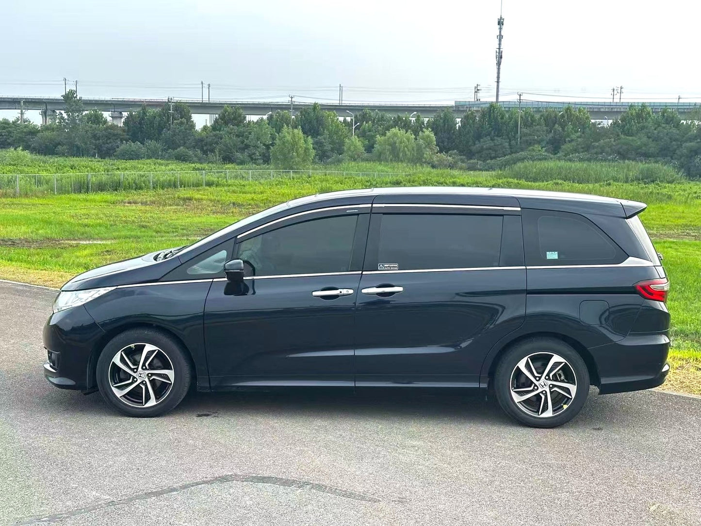 Honda Odyssey 2017 Model|2.4L Luxury Edition FWD CVT Automatic Transmission 7-Seater Gasoline MPV