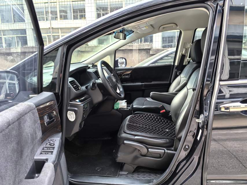 Honda Odyssey 2021 eHEV|2.0L Sharp Enjoy Edition E-CVT Automatic Transmission FWD 7-Seater Hybrid MPV