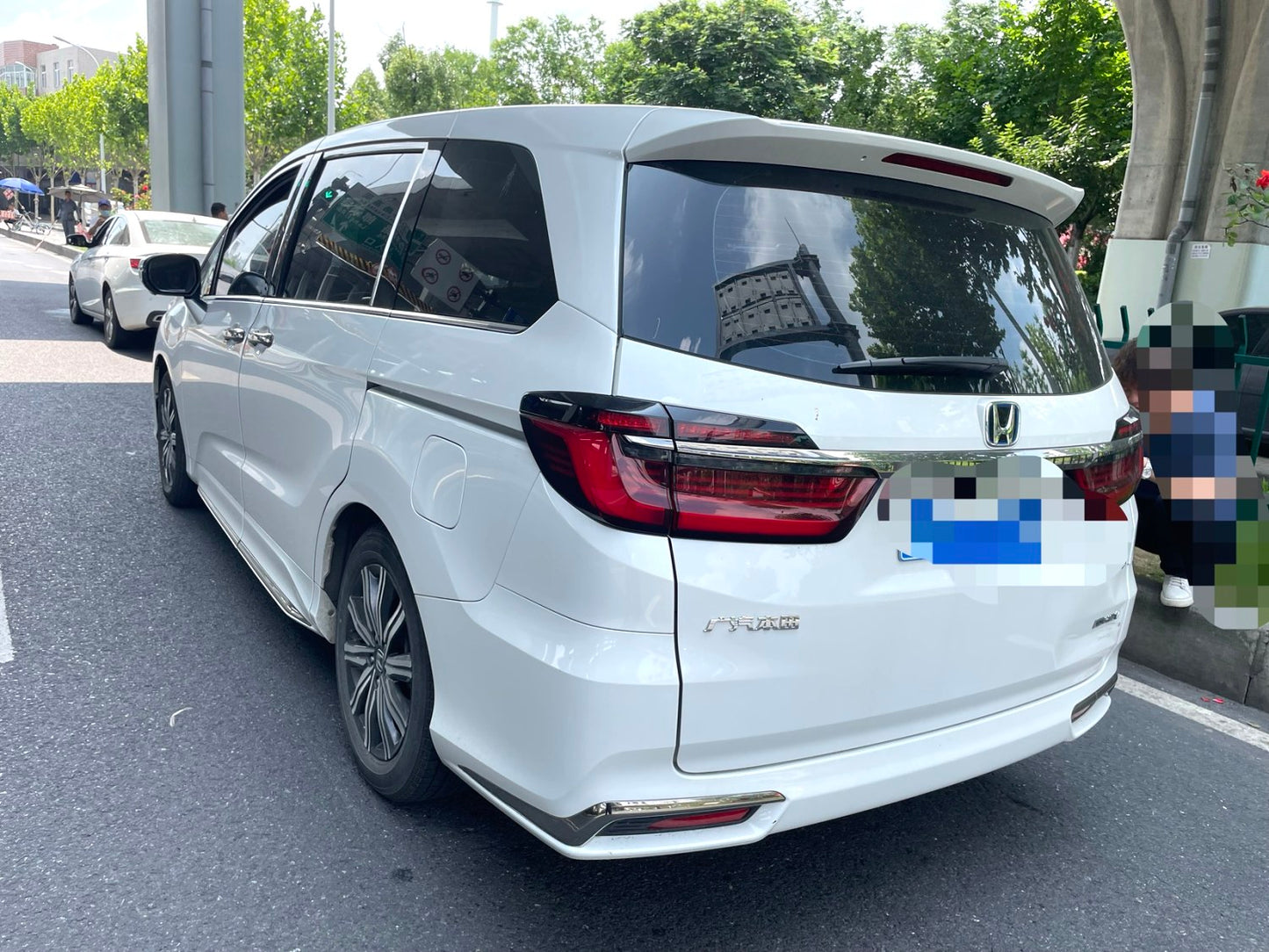 Honda Odyssey 2022 eHEV|2.0L Sharp Joy Edition FWD E-CVT Automatic Transmission