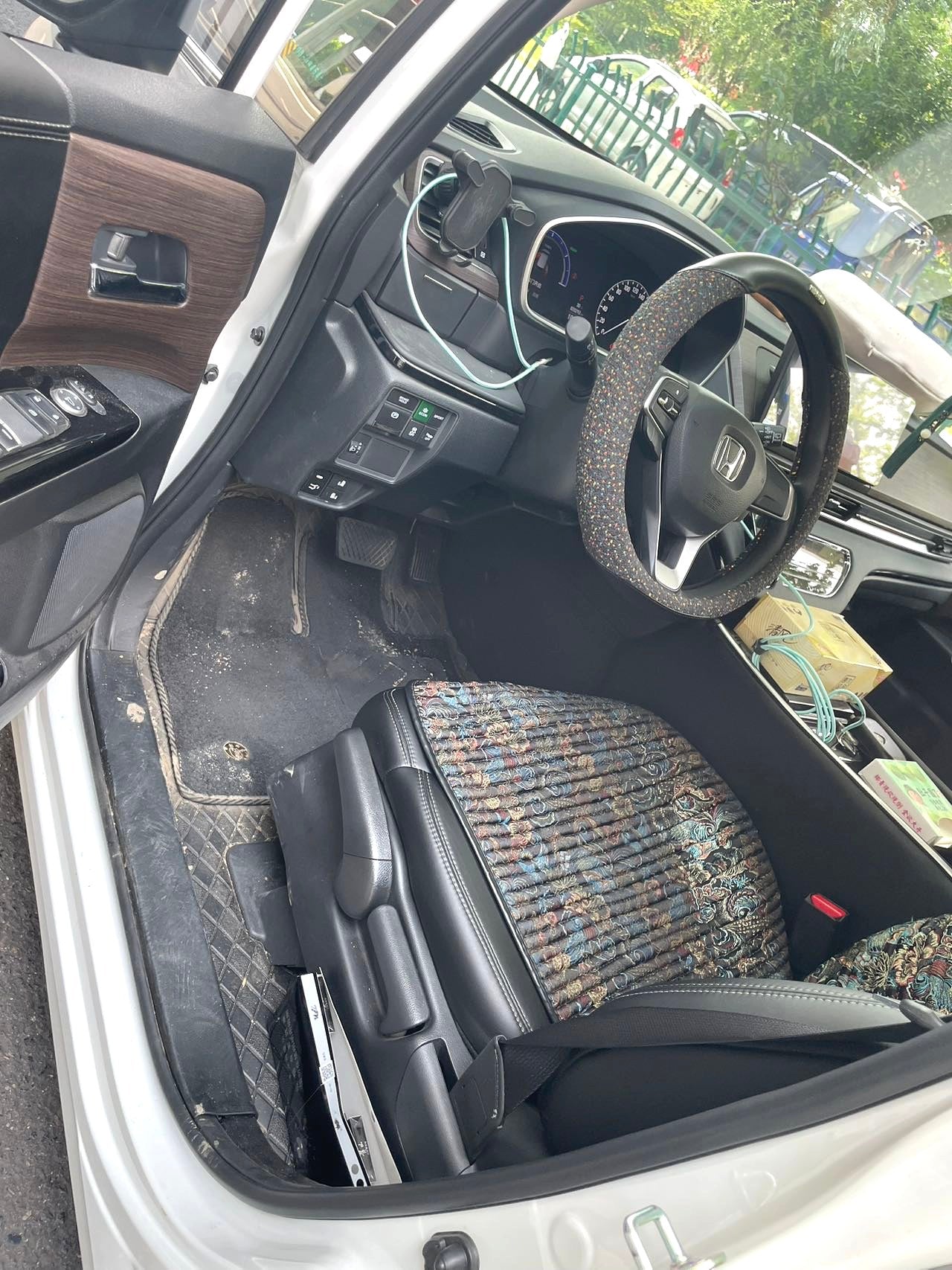 Honda Odyssey 2022 eHEV|2.0L Sharp Joy Edition FWD E-CVT Automatic Transmission