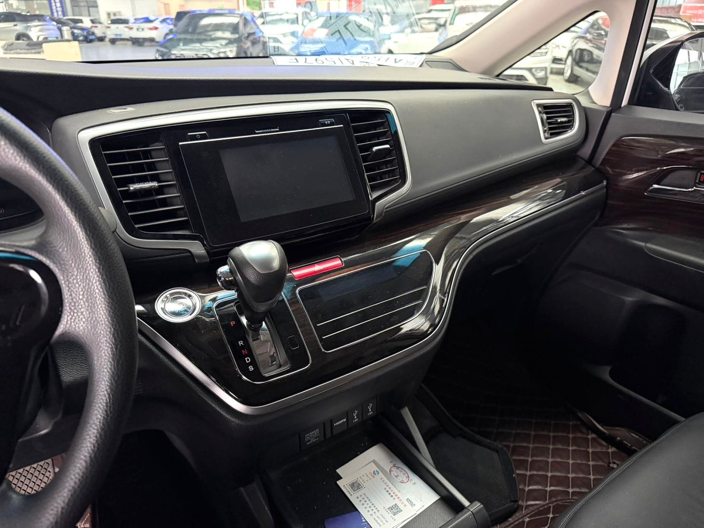 Honda Odyssey 2018 Model 2.4L Luxury Edition FWD CVT Automatic Transmission 7-Seater Gasoline MPV
