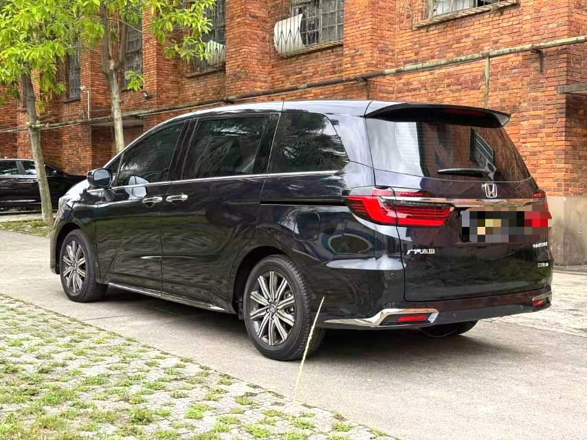 Honda Odyssey 2024 eHEV 2.0L Sharp Joy Edition FWD E-CVT Automatic Transmission
