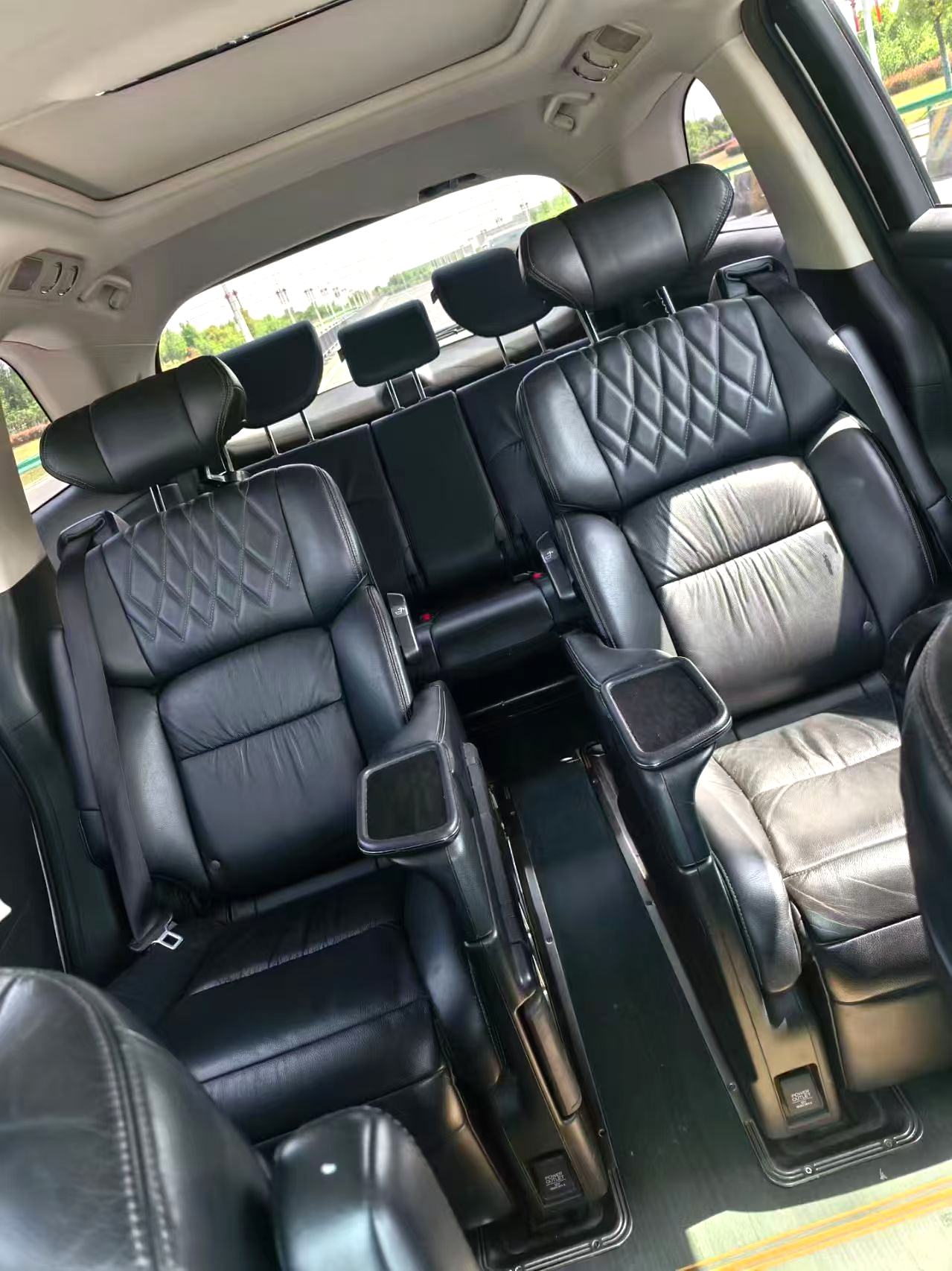 Honda Elysion 2019 eHEV|2.0L Luxury Edition E-CVT Automatic Transmission