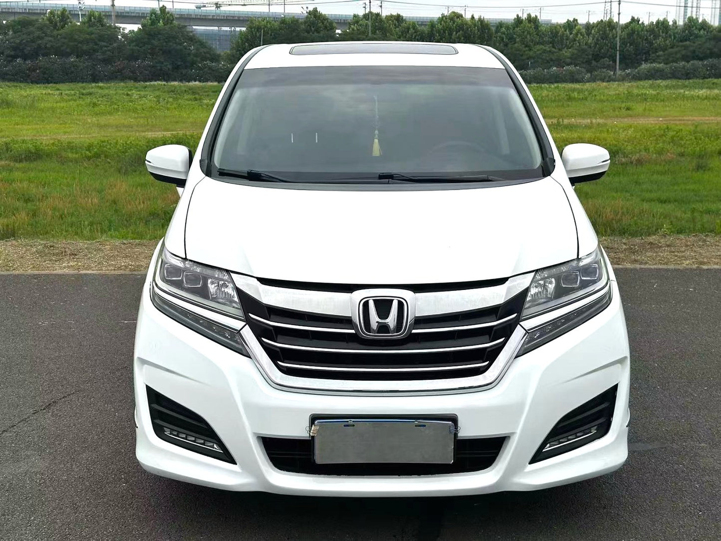 Honda Elysion 2016 Model|2.4L Comfort Trim CVT Automatic Transmission