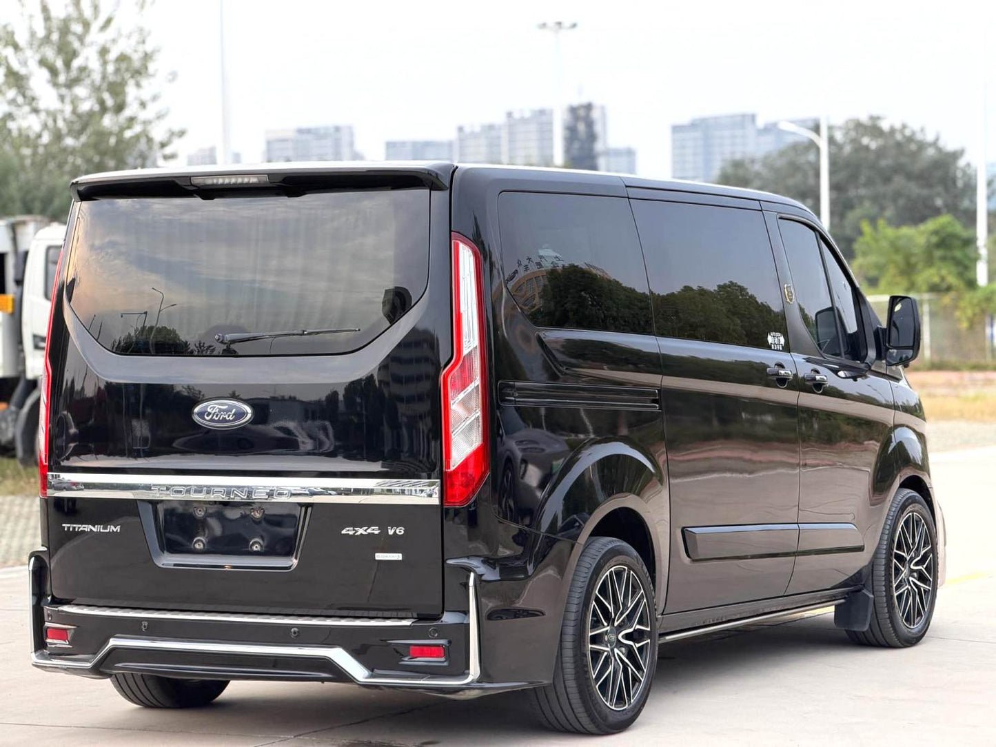 Ford Tourneo 2020 Model | 2.0T EcoBoost Business Cabin Edition FWD 6AT Automatic MPV