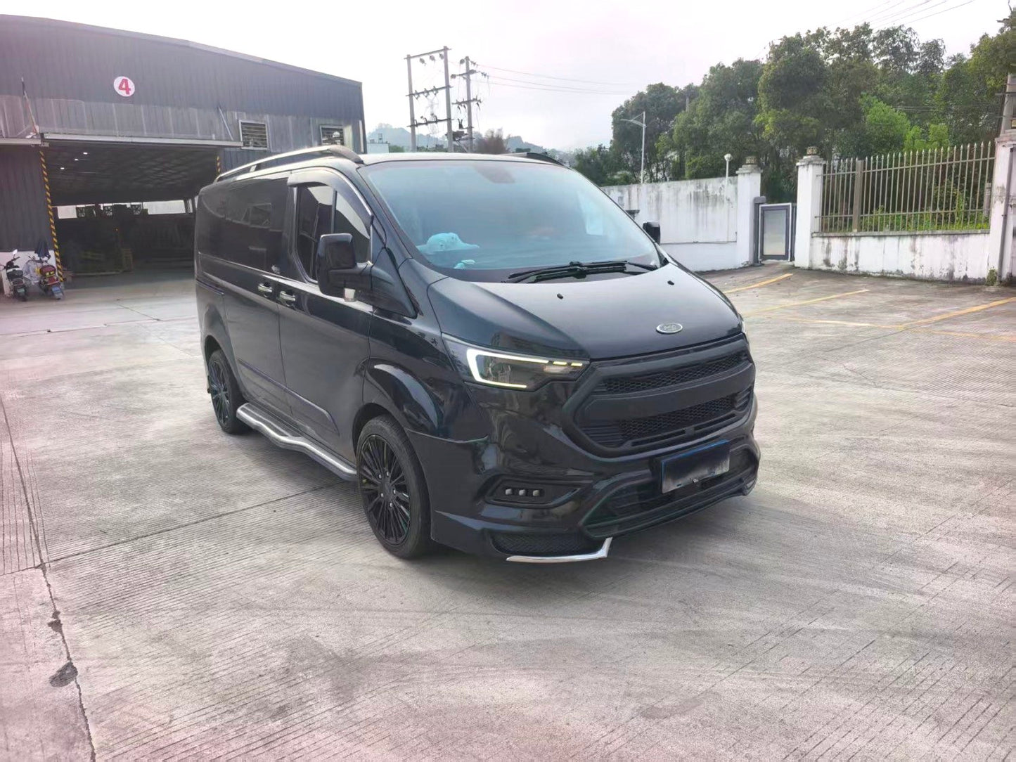Ford Tourneo 2024 Model | 2.0T EcoBoost Premium Plus Edition FWD 6AT Automatic MPV