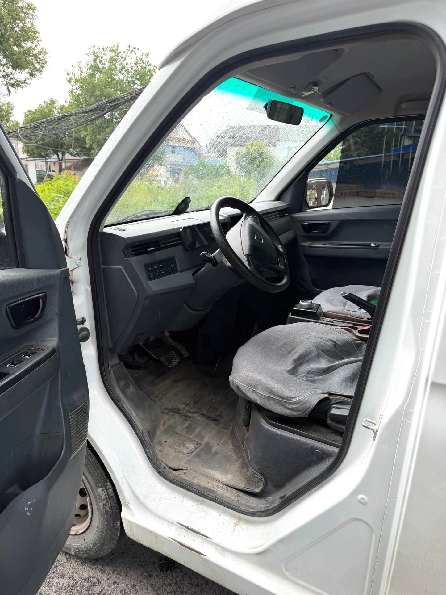 Geely Farizon Starjoy V6E 2024 Model | Function Version Zhixin 46.08kWh Automatic Closed Van
