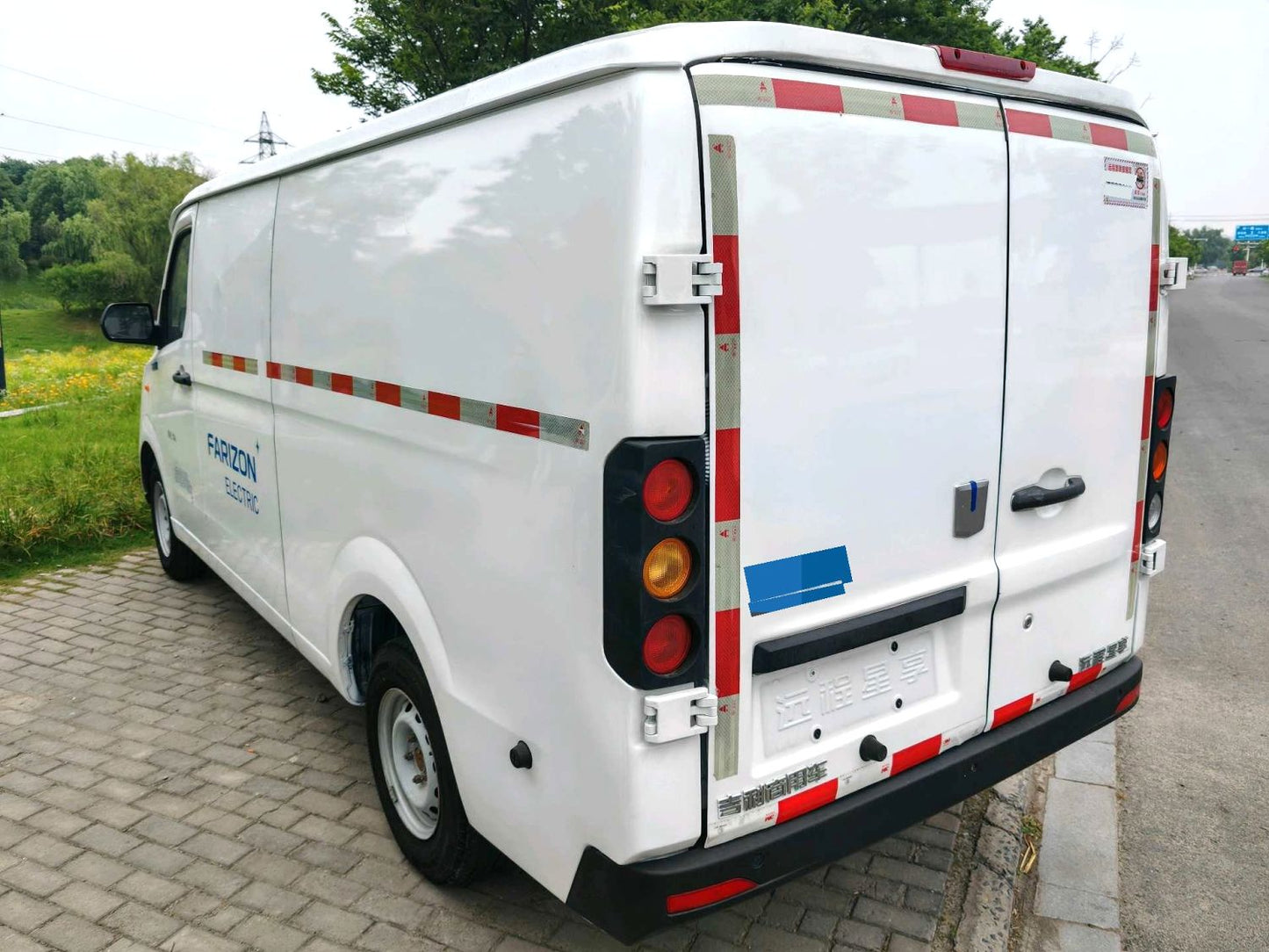 Geely Farizon Starwise V6E 2023 Model | CATL 41.86kWh Value Edition Automatic Closed Van