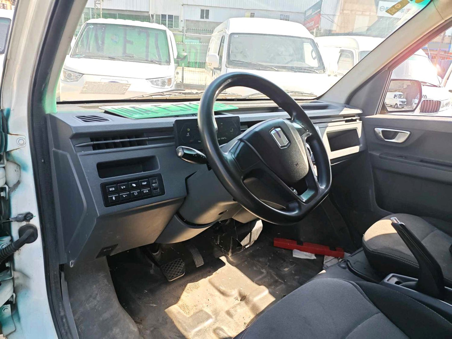Geely Farizon Starjoy V6E 2022 Model | Long Wheelbase CATL 41.86kWh Automatic Closed Van