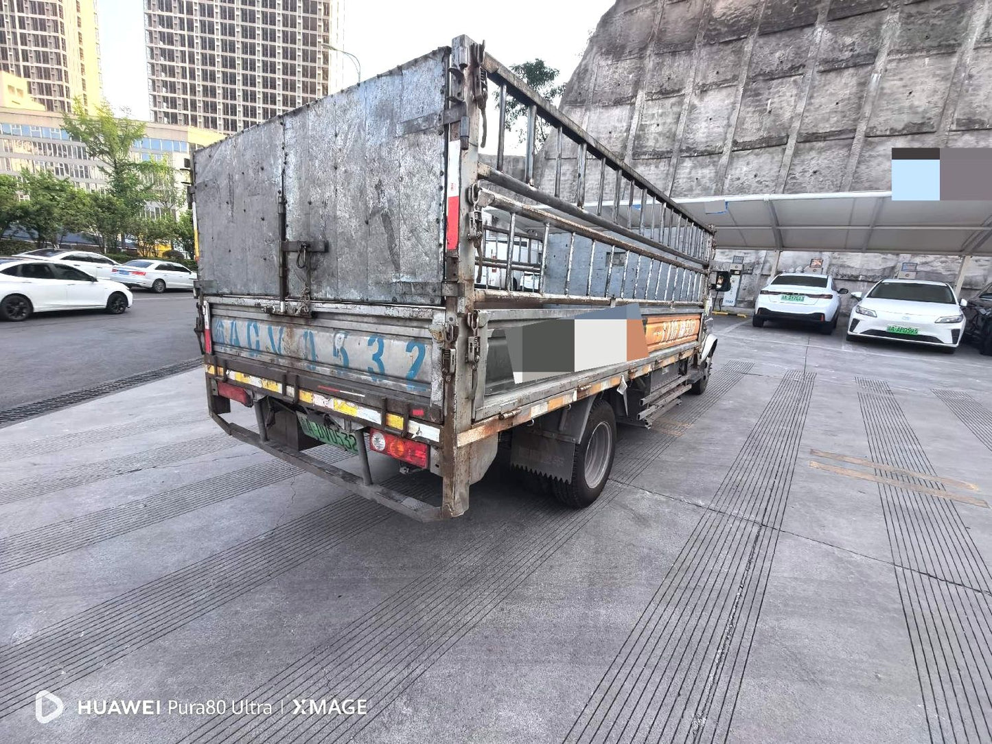 Geely Farizon Sharp F3E 2022 Model | EVE 61.8kWh Automatic Electric Stake Truck