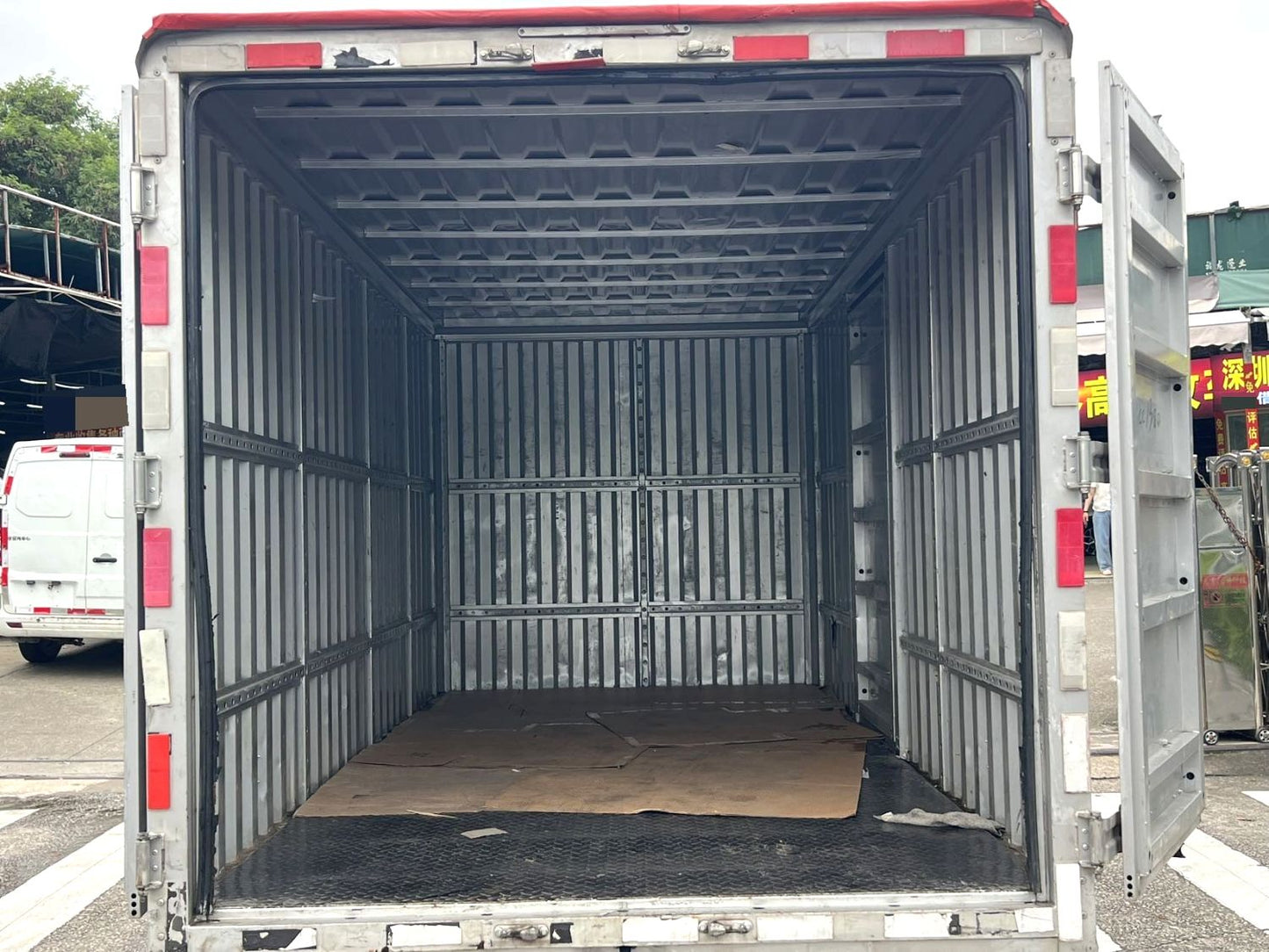 Geely Farizon Sharp F3E 2024 Model | 3.5T 3.7m Single Cab Pure Electric Box Light Truck Automatic