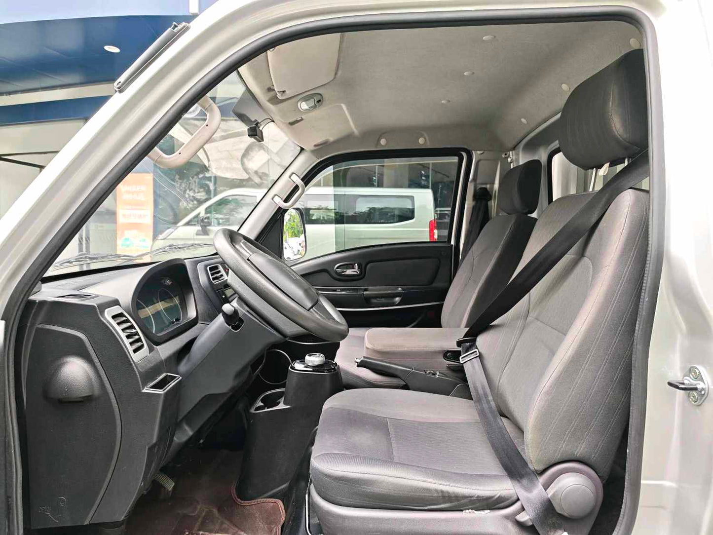 Geely Farizon Starwise F5E EV 2025 Model | Automatic Electric Box Van