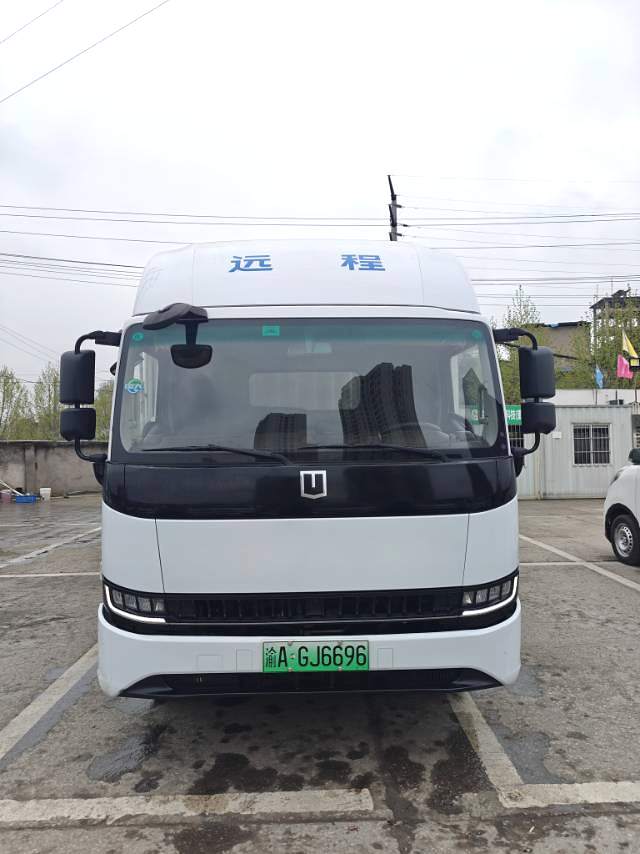 Geely Farizon Starwise F5E EV 2025 Model | Automatic Electric Stake Van