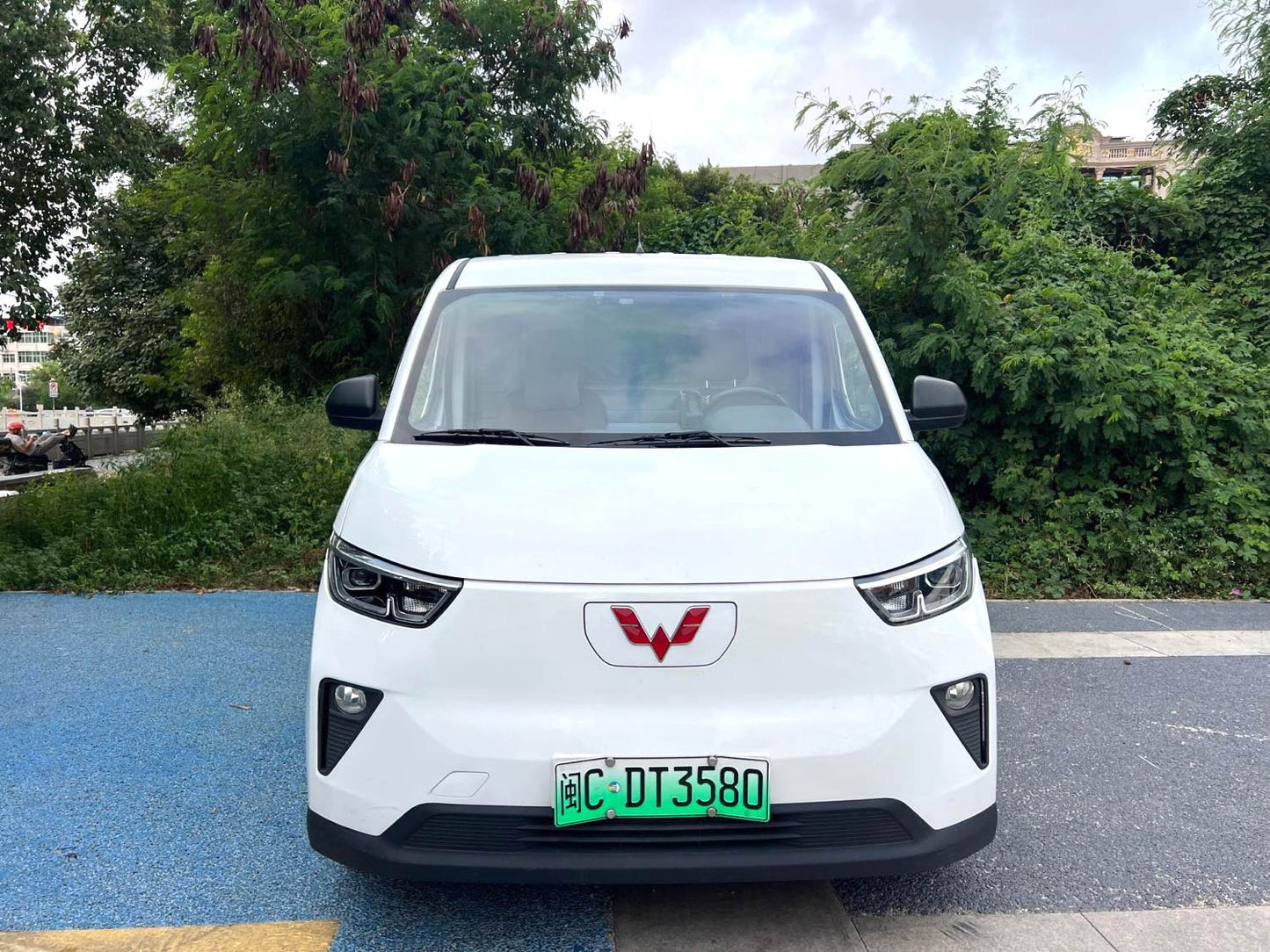 Wuling Yangguang 2024 Model | Comfort Version Window-Closed Van 300km Automatic