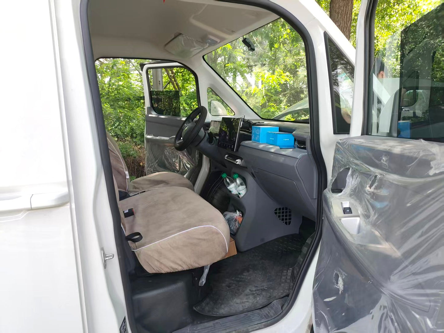 Foton View i9 2025 Model | Zhiyuan Edition Professional Logistics Long Wheelbase FWD 2-Seater Automatic Closed Van