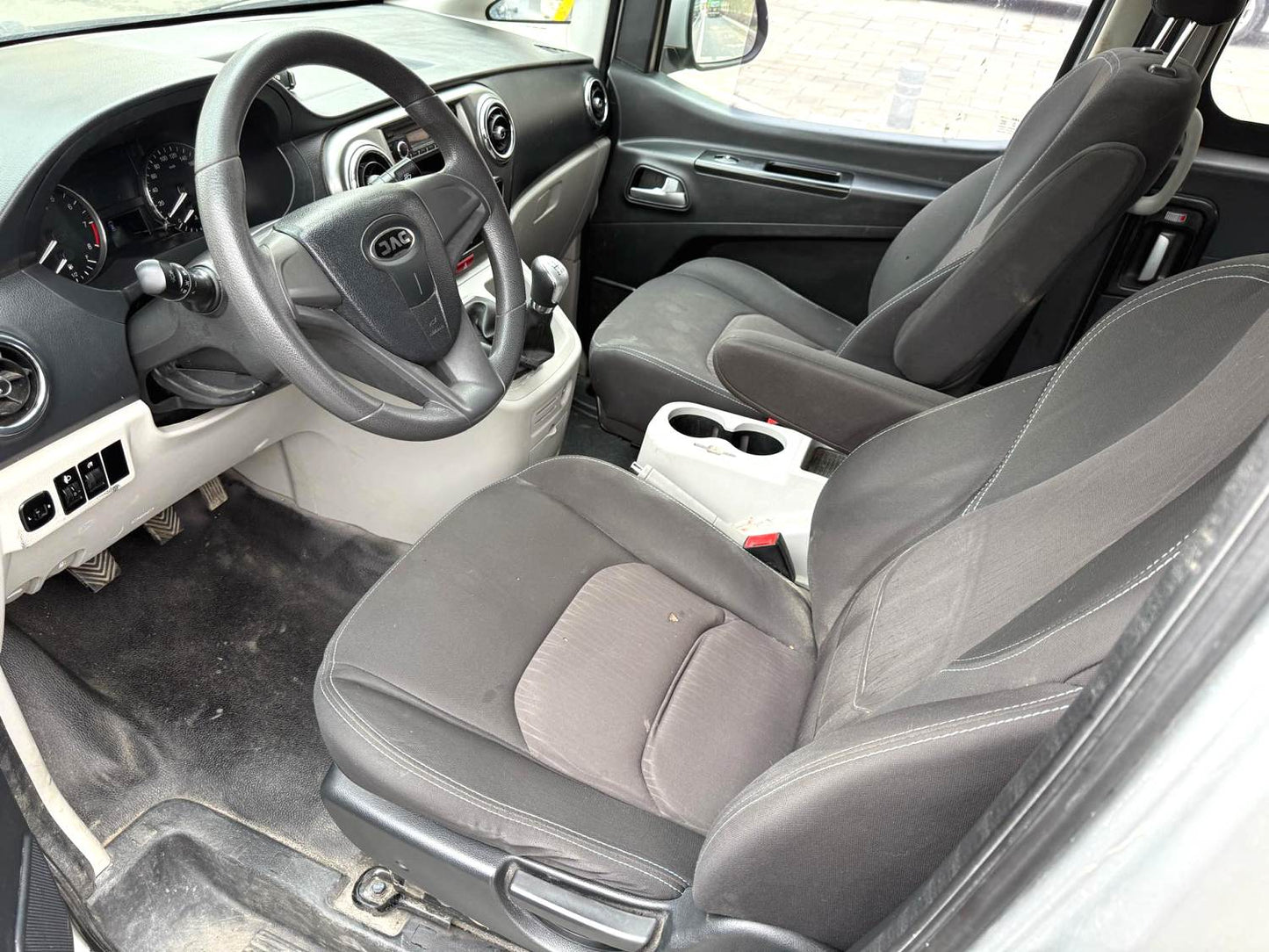 Used JAC Refine M3 2019 1.5T Manual Comfort &amp; Luxury Smart Version (5-speed MT) front view for China car export