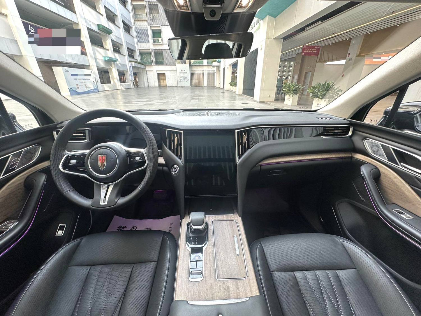 Used Hongqi 2023 HS7 48V 2.0T 4WD Flagship Comfort Edition 6-seat Automatic Transmission side view for China car export