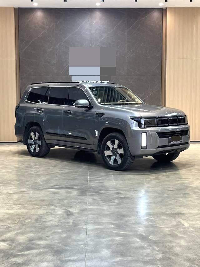 BAW BJ60 Thunder 2024 Model Magic Power Electric Drive Standard Version 5-Seater