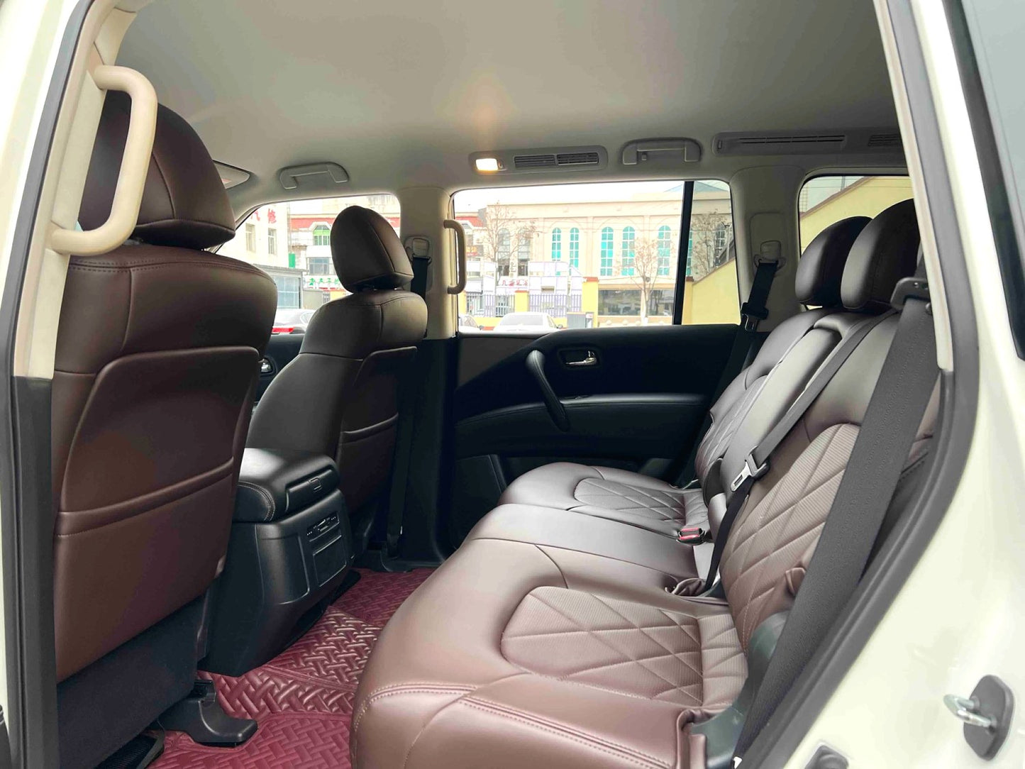 Used Nissan Patrol 2018 Model 4.0L Elite Trim interior photo for China car export
