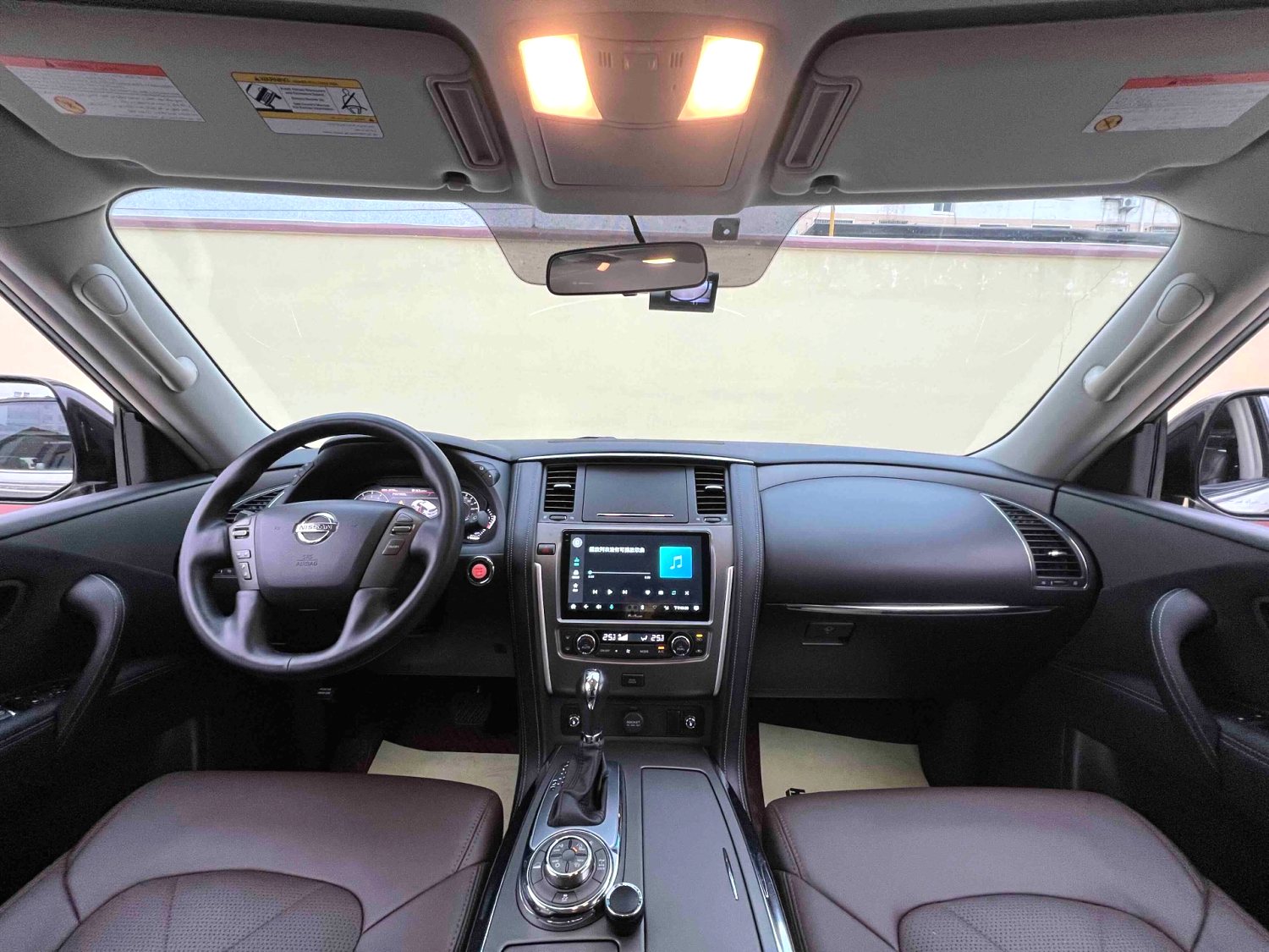 Used Nissan Patrol 2018 Model 4.0L Elite Trim dashboard view for China car export