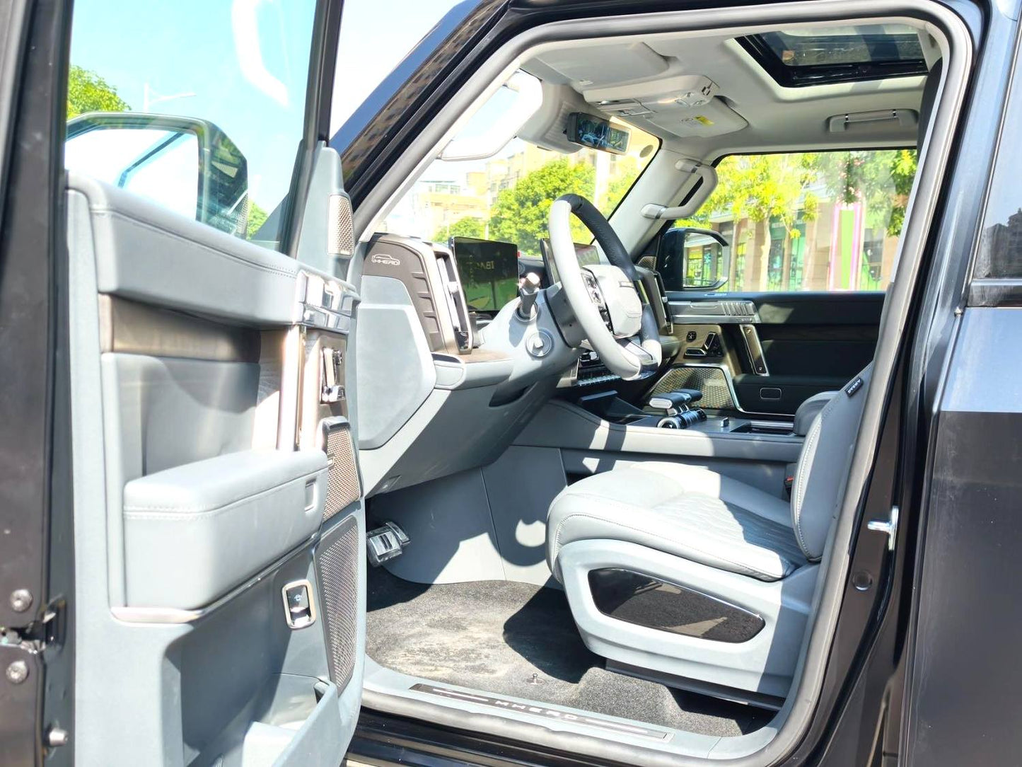 Used Dongfeng M-Hero M917 2023 Range Extender Founders Edition