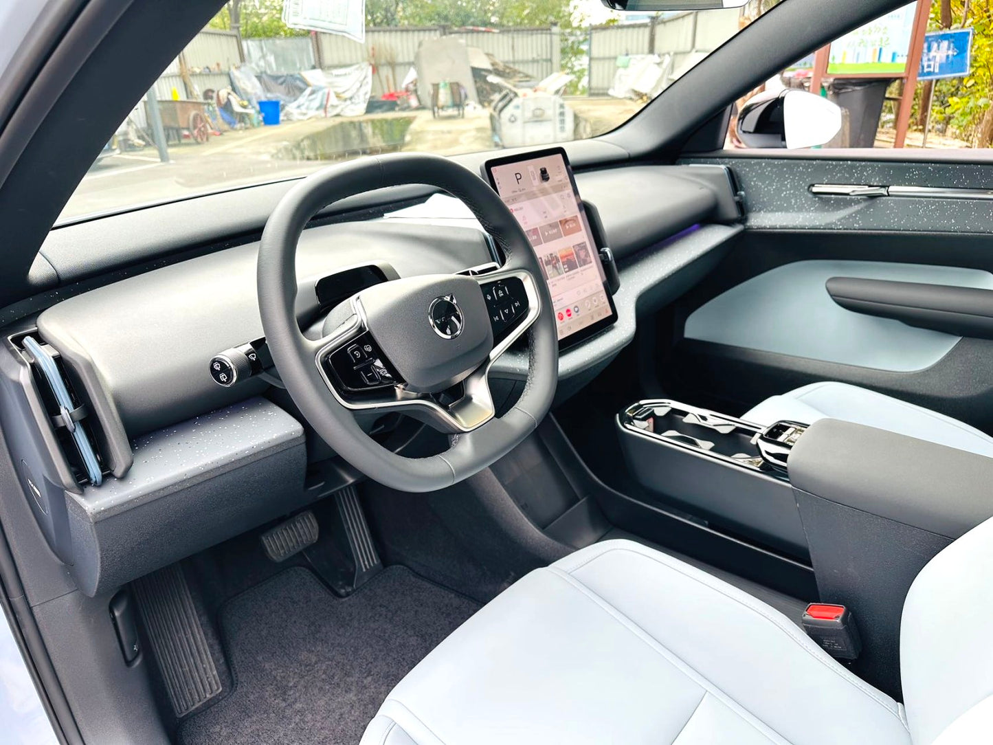 Used Volvo EX30 2024 Rear-Wheel Drive Long Range Ultra Automatic Transmission