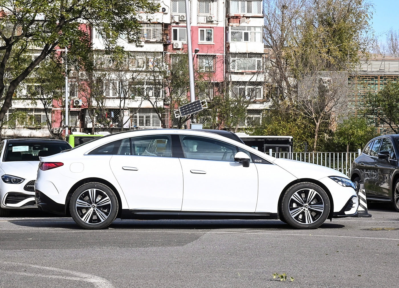 Mercedes-Benz EQE 2025 500 4MATIC Pioneer Edition