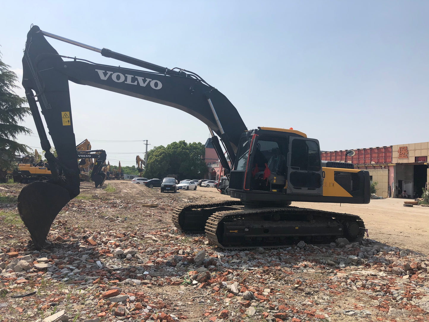 USED VOLVO EC290 EXCAVATOR