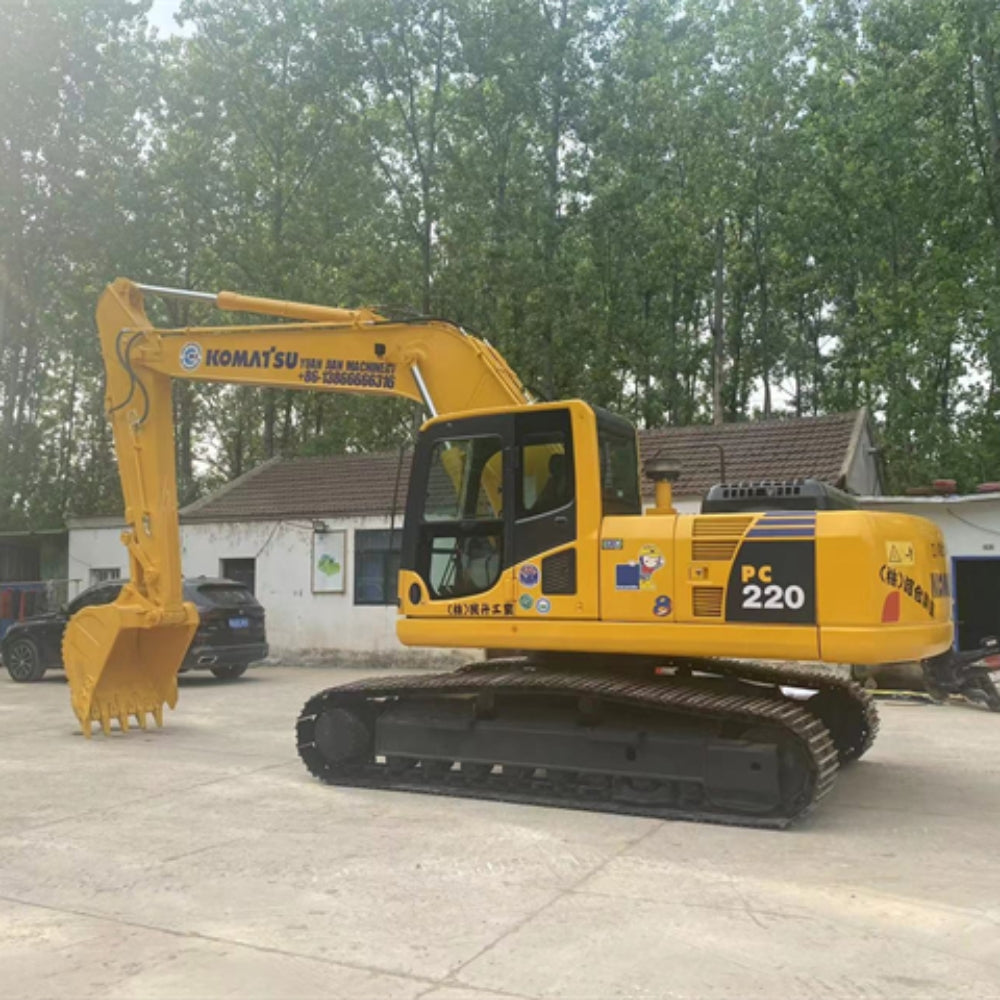 USED KOMATSU PC220-8 EXCAVATOR