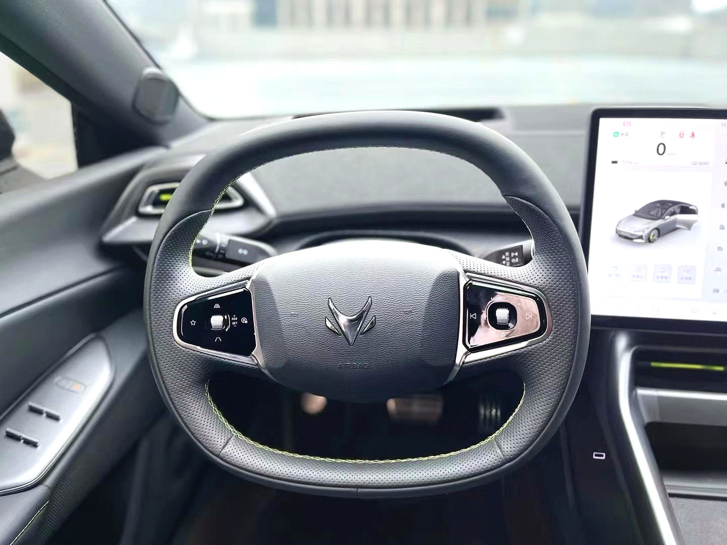 Used ARCFOX αS5 2025 560MAX 185kW (Battery Electric Vehicle)