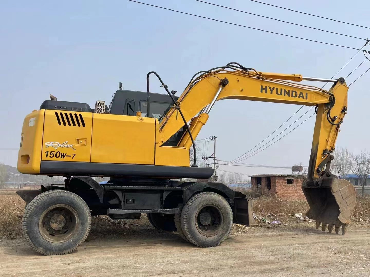 USED HYUNDAI 150W-7 WHEEL EXCAVATOR