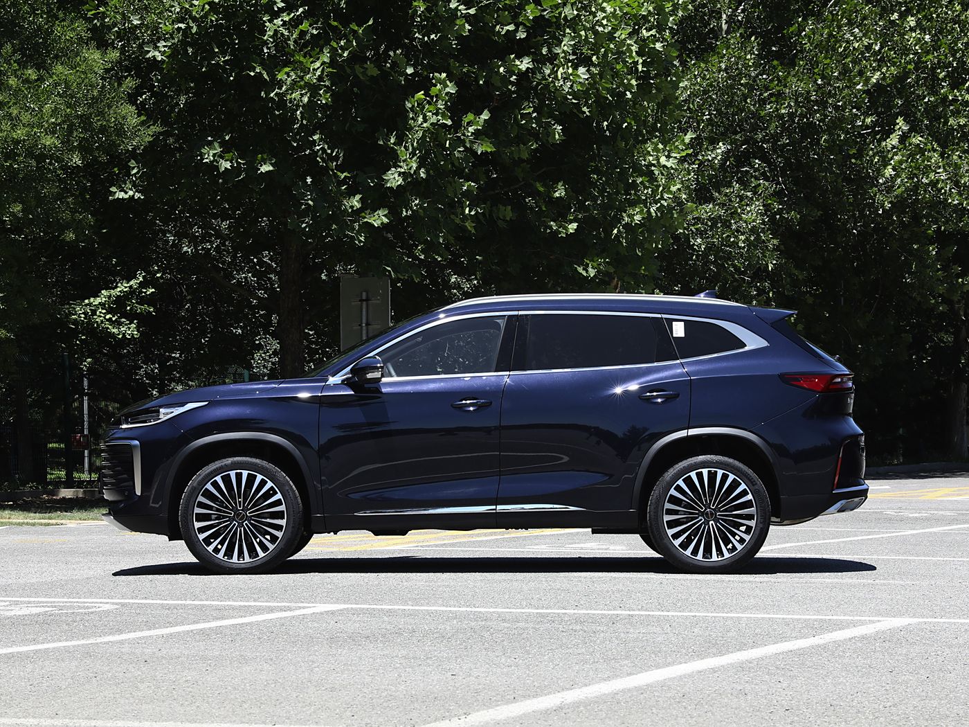 EXEED LINGYUN 2025 300T 2WD STAR SHINE