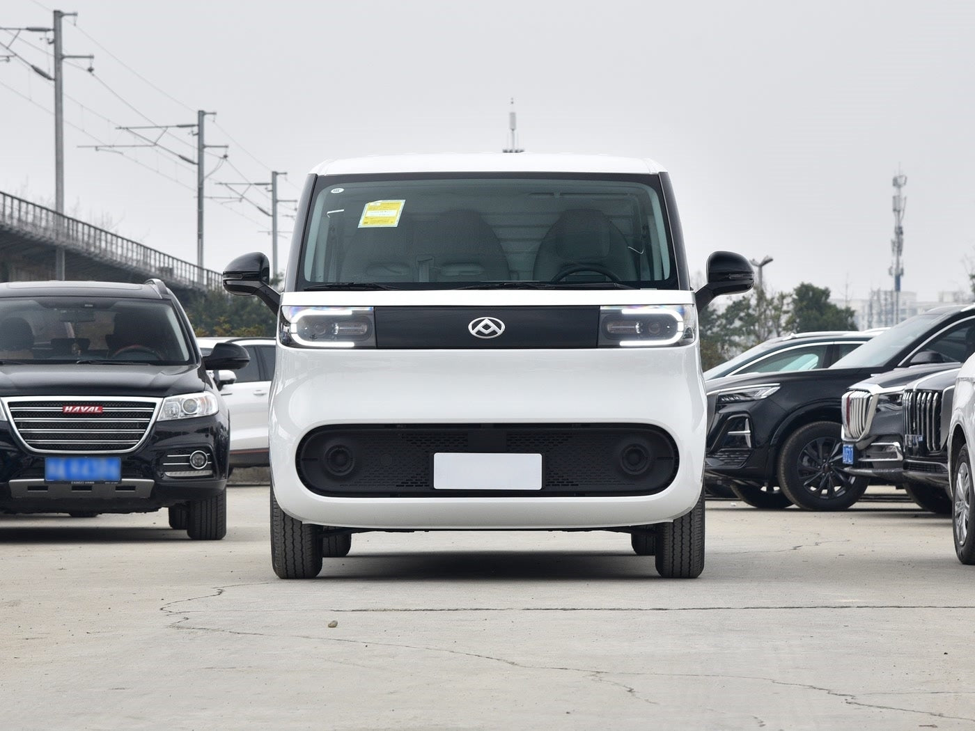 Saic Maxus eDeliver 5 2025 Model V1+ Long - Axis High - Roof Multi - Function Version (62kWh)