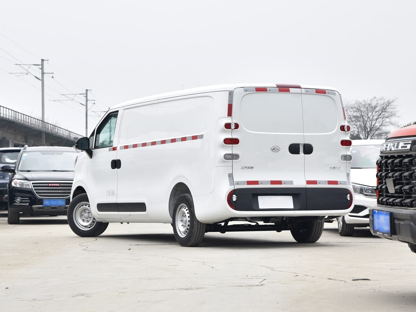 Saic Maxus eDeliver 5 2025 Model V1+ Long - Axis High - Roof Multi - Function Version (62kWh)
