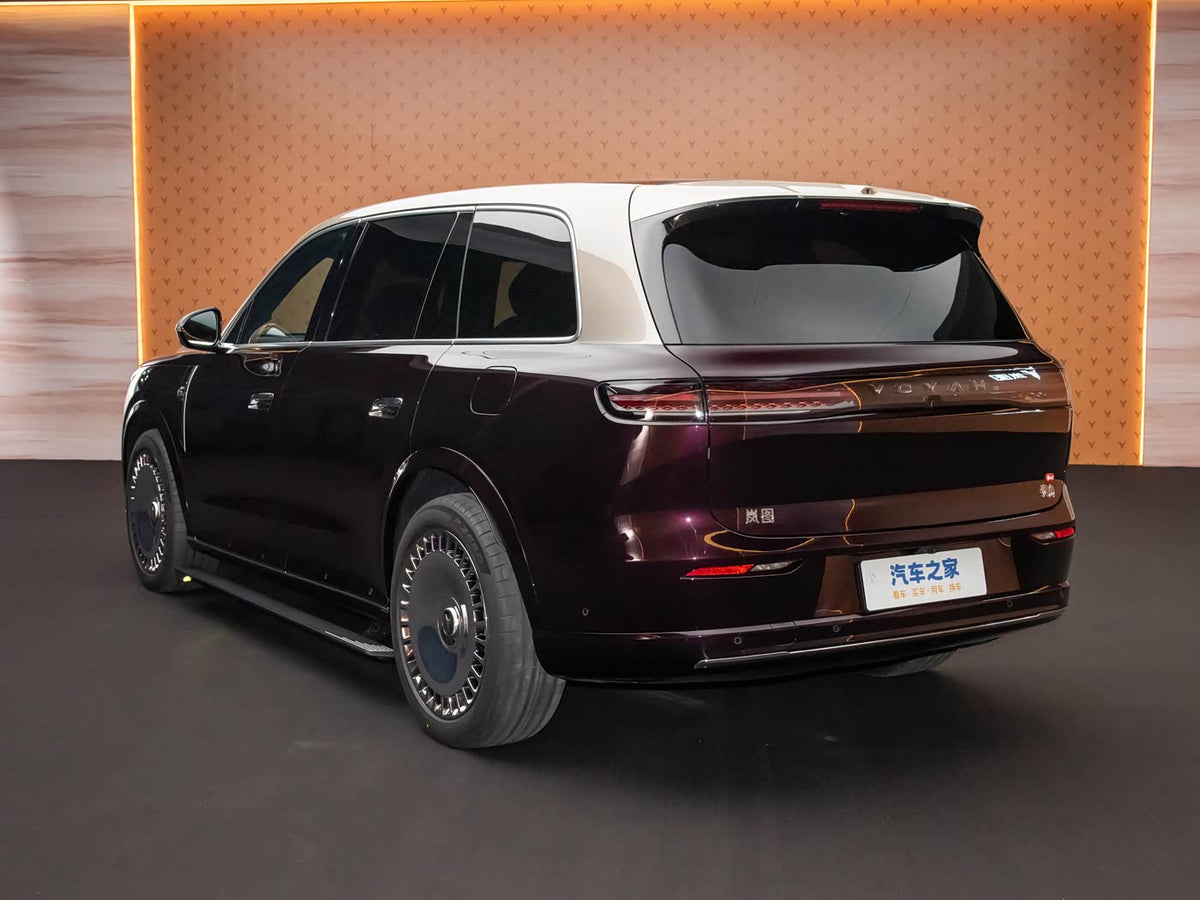 VOYAH TITAN EREV Luxury SUV 2026 350 KM Full‑Size 6‑Seater Flagship Vehicle