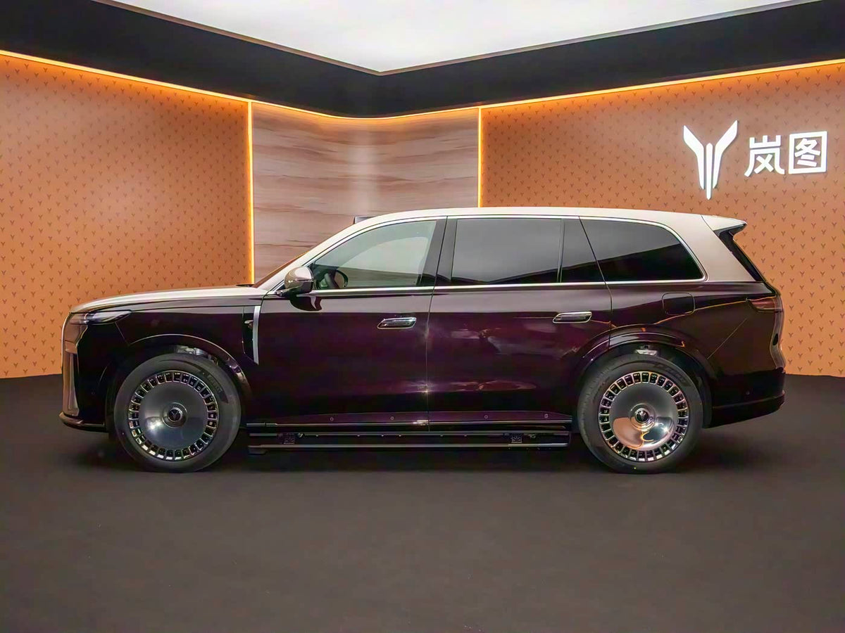 VOYAH TITAN EREV Luxury SUV 2026 350 KM Full‑Size 6‑Seater Flagship Vehicle