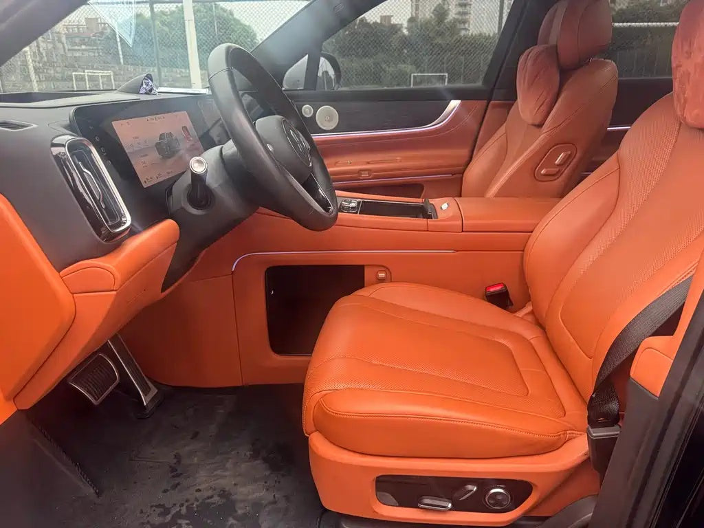 Used AITO M9 2024 Range Extender Ultra Version 42kWh 6-Seater