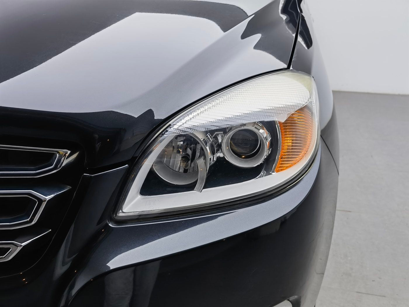 Used JAC T6 2018 2.0T MT Creator Edition Luxury Long Wheelbase Rear-wheel Drive HFC4DB2-1D1 Diesel National V