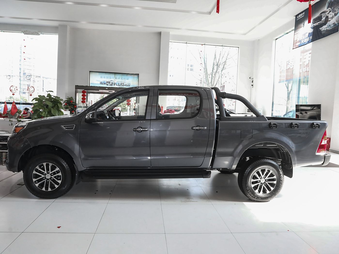 Foton Conqueror PLUS 2023 2.0T Manual Diesel 4WD Luxury Standard Axle High Deck 4F20TC Engine