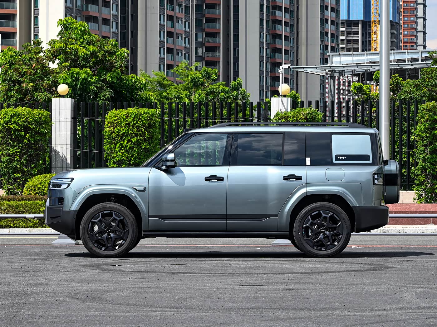 BYD FangChengBao Titanium 7 2025 Model 135KM 2WD Pro Version