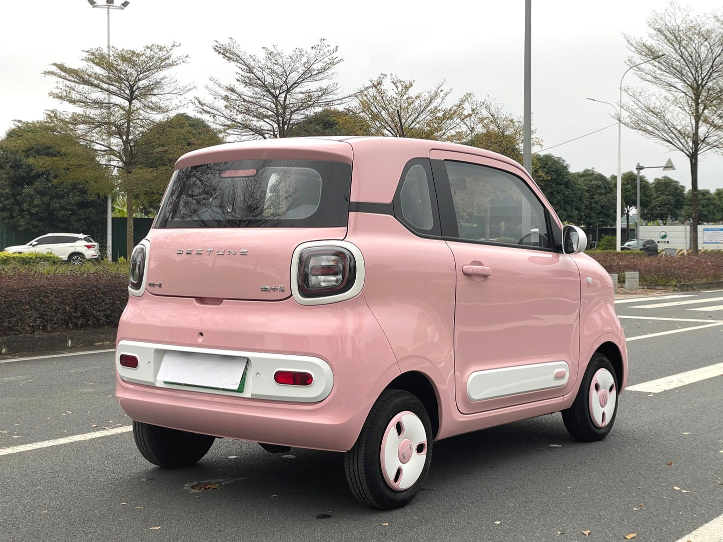 Used BESTUNE Pony 2025 222km Smart Pony front view for China car export