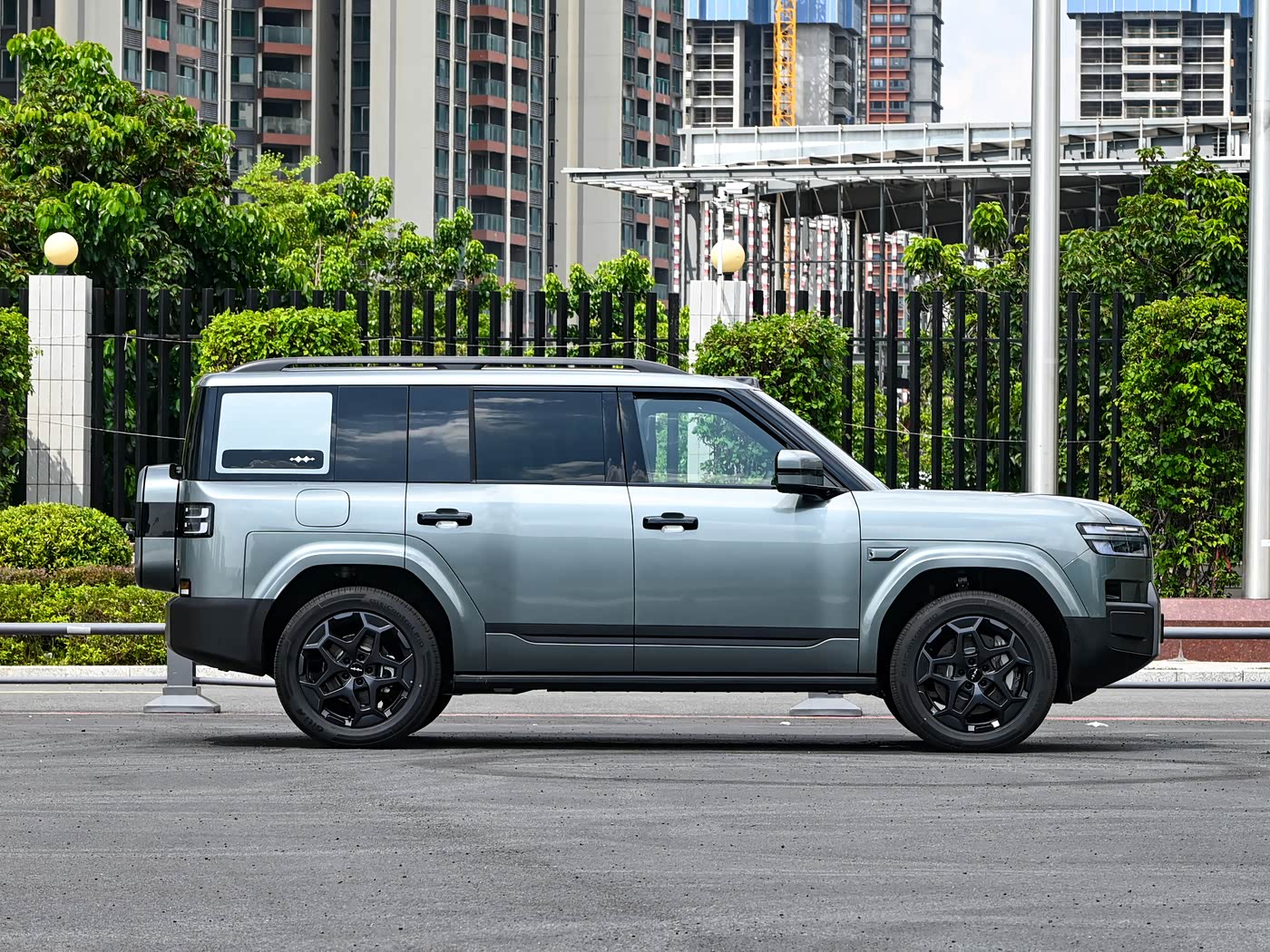 BYD FangChengBao Titanium 7 2025 Model 135KM 2WD Pro Version