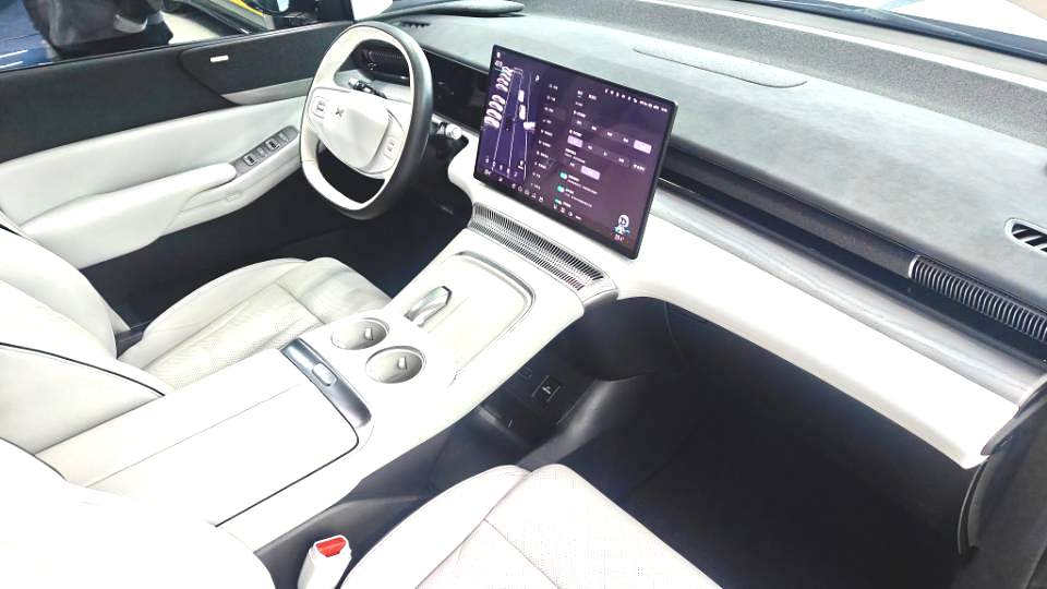 Used Xpeng X9 2024 702 Ultra-Long Range Pro