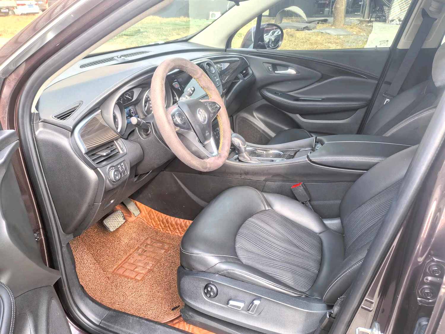 Used Buick Envision 2019 1.5T 20T 2WD Leading Edition side view for China car export