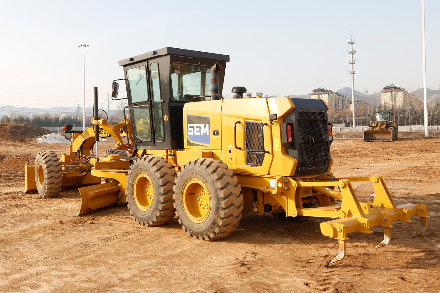 SEM 922F MOTOR GRADER